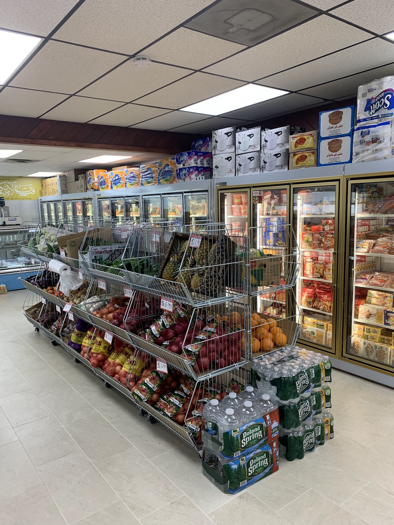 Farmingdale Grocery & Halal Meat, photo 2