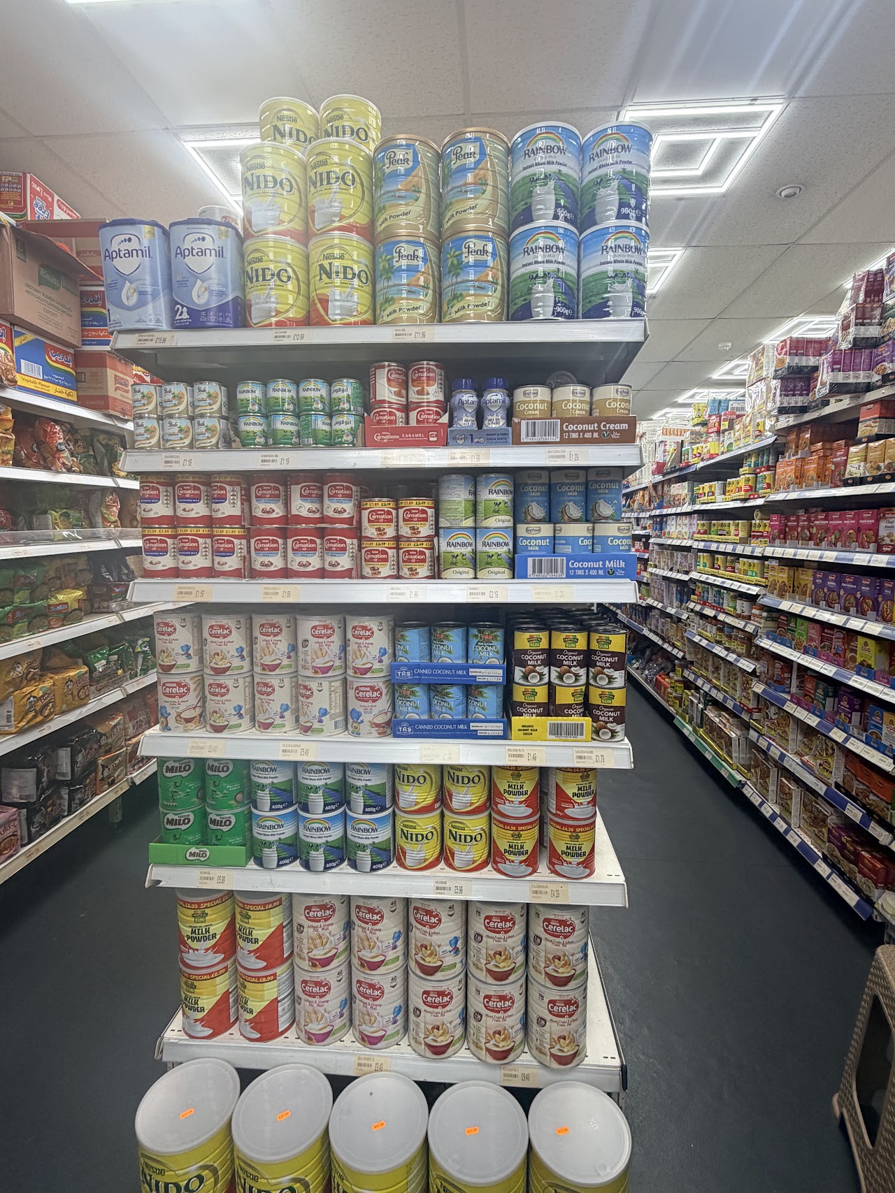 Khan Super Market Southend, photo 2