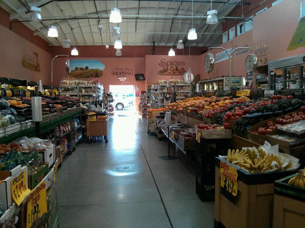Burlingame Farmers Market — Broadway Grocery & Global Flavors, photo 2